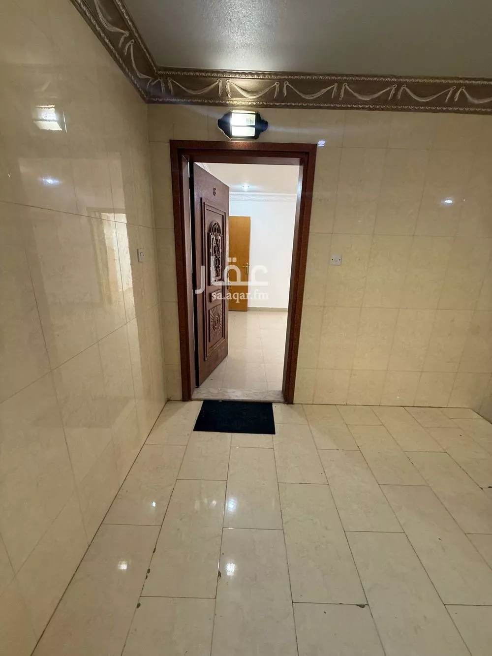 شقة 3 غرف في العقيق 4