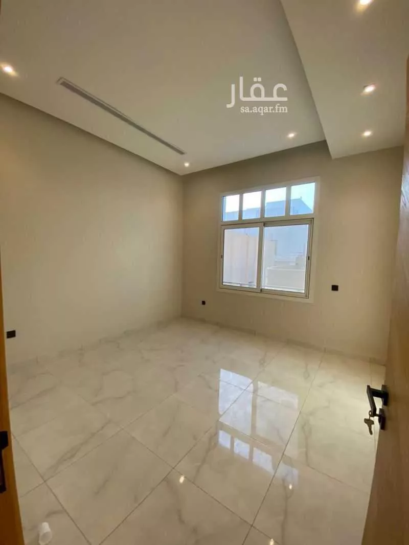 شقة 5 غرف في الروضة 13