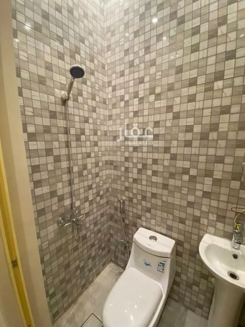 شقة 5 غرف في الروضة 17