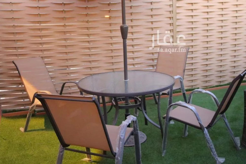 شقة 3 غرف في النزهة 4