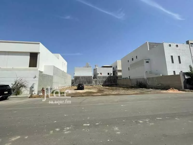 أرض 750 م² في الصوارى 2