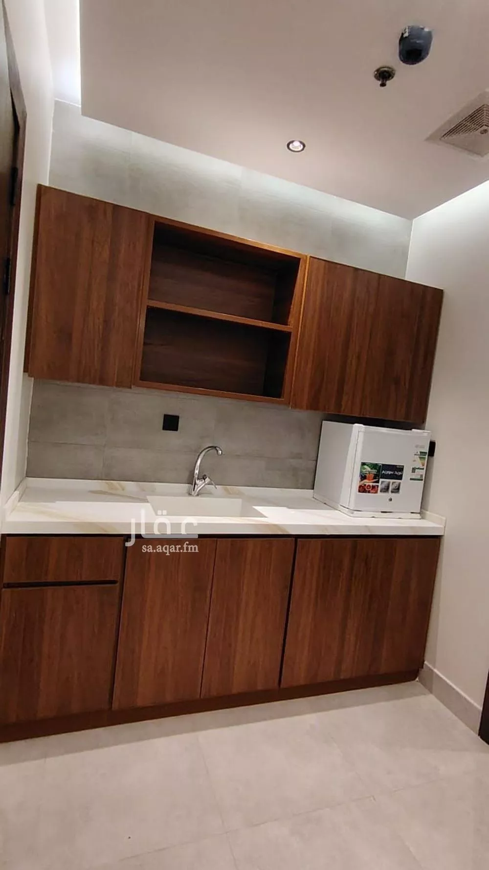 شقة 1 غرف في البوادي 18