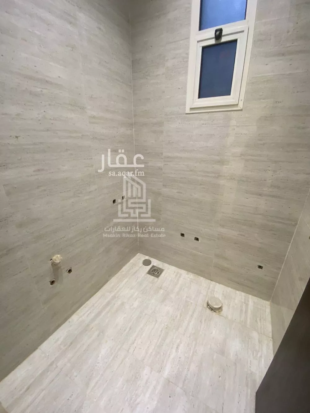 شقة 4 غرف في السلام 10