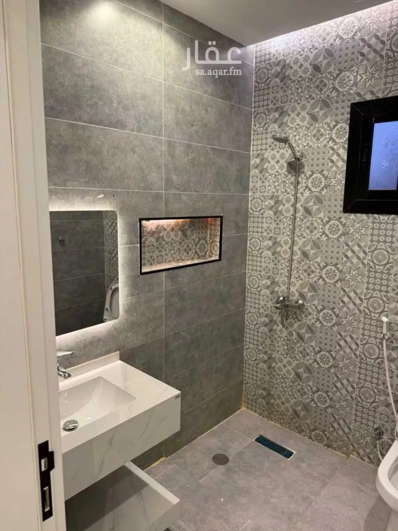 5 bedroom apartment in As Salhiyah 10