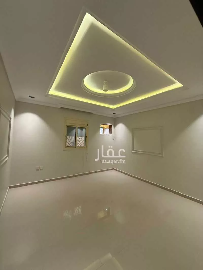 3 bedroom apartment in Al Ajawid 5