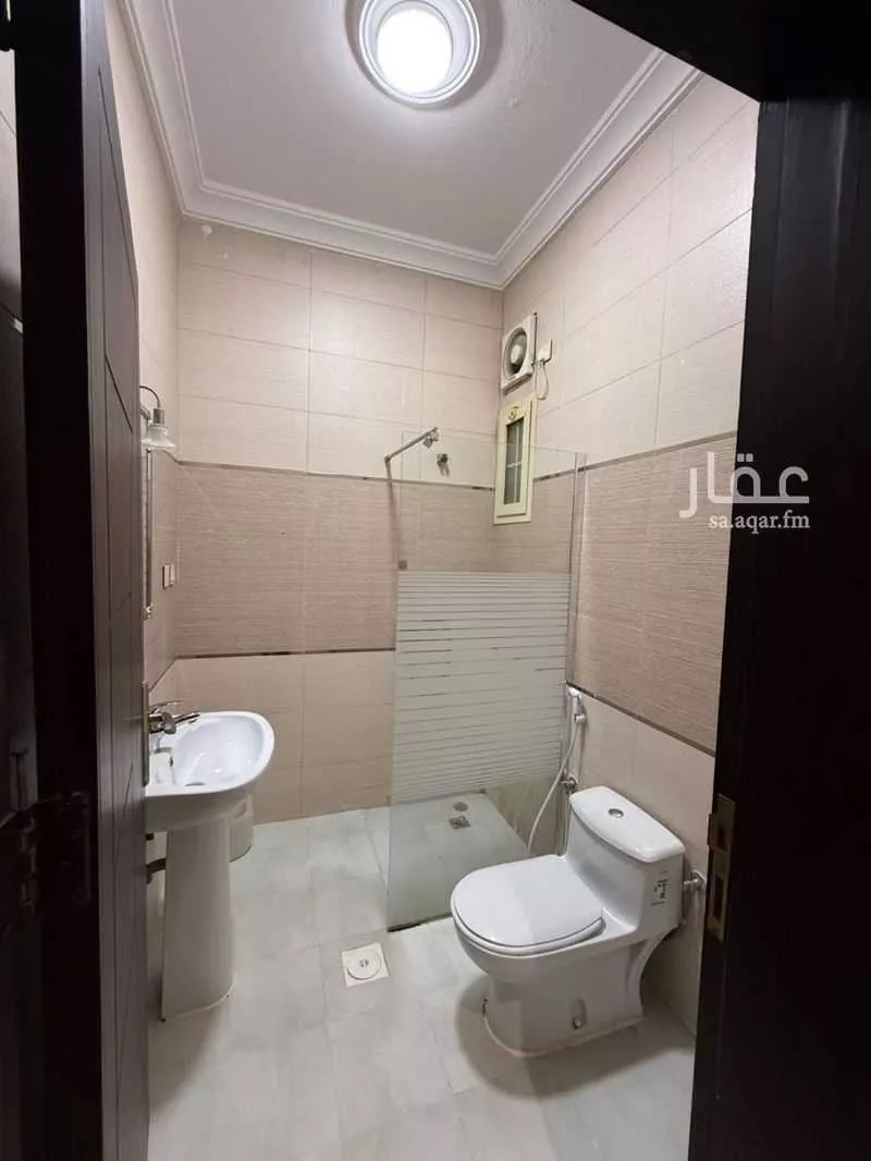 3 bedroom apartment in Al Ajawid 10
