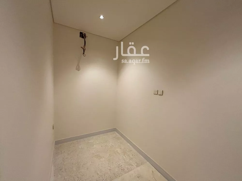 فيلا 4 غرف في النرجس 13