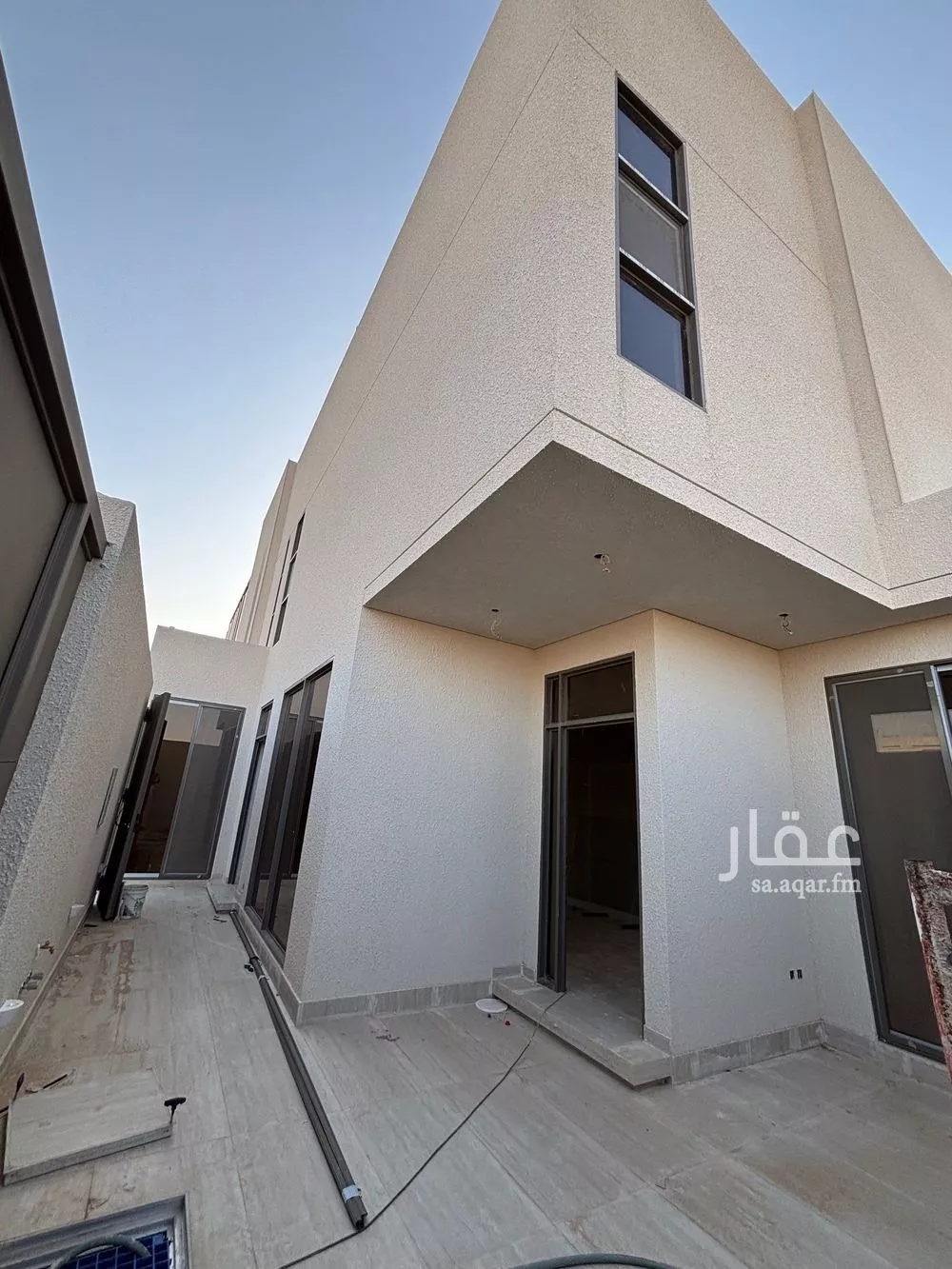 فيلا 4 غرف في النرجس 7