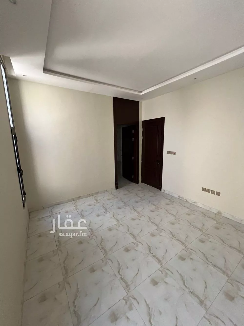 فيلا 7 غرف في الرفيعة 8