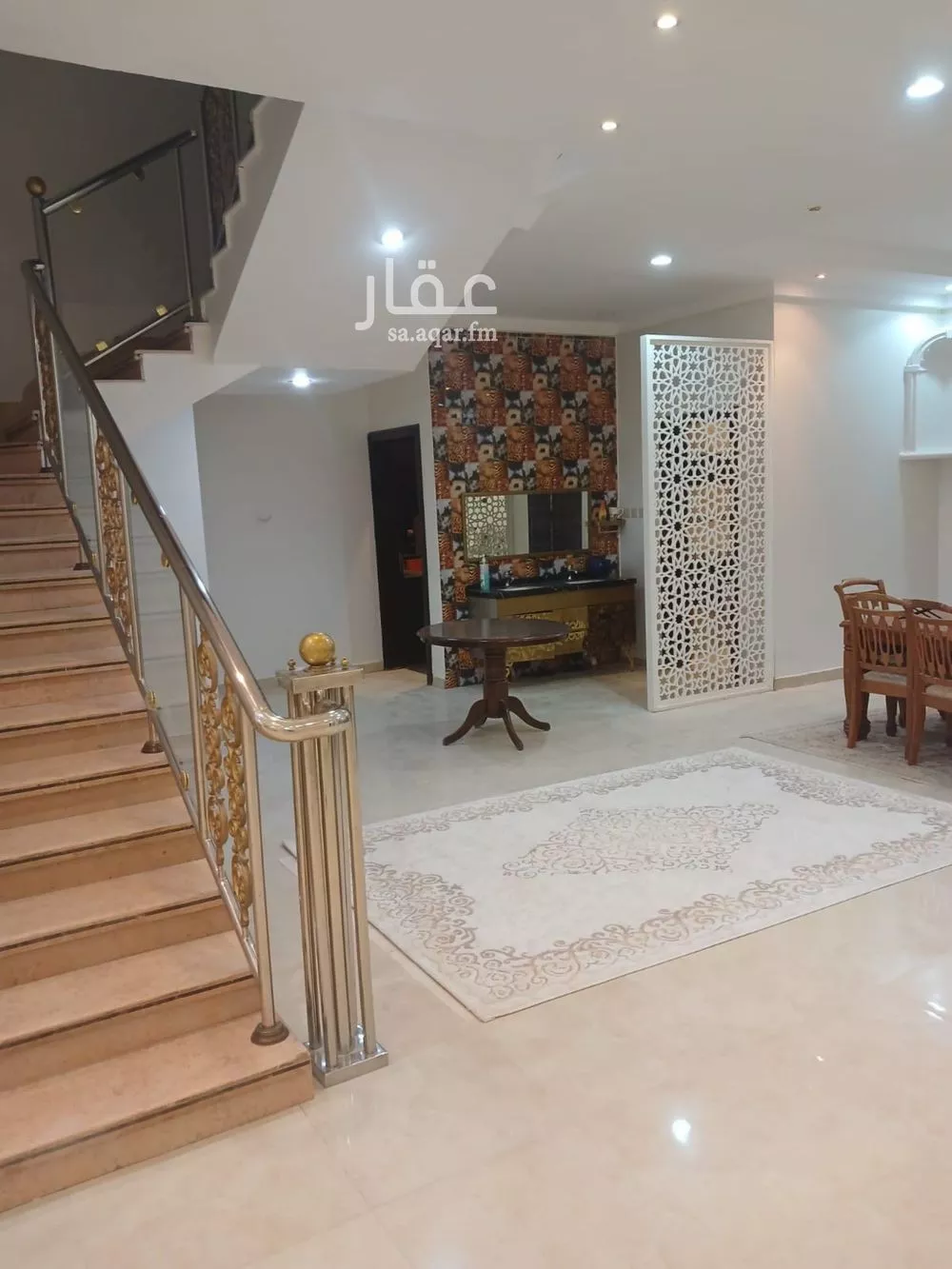 فيلا 6 غرف في الياسمين 2