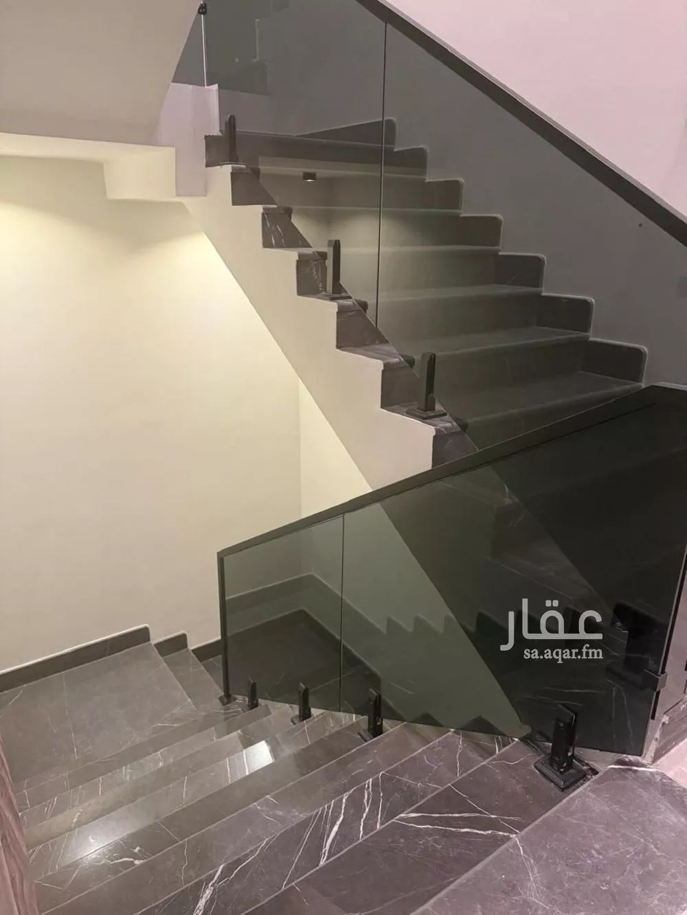 فيلا 6 غرف في الرمال 13