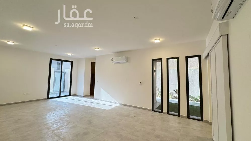 فيلا 3 غرف في النرجس 3