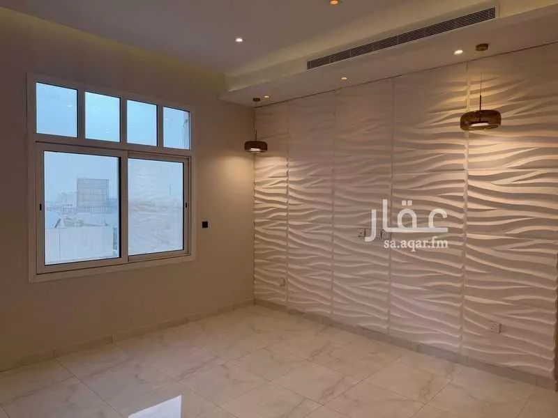 شقة 3 غرف في الروضة 4