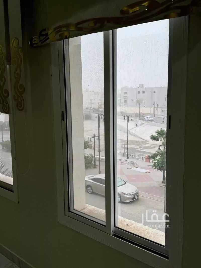 شقة 5 غرف في السامر 4