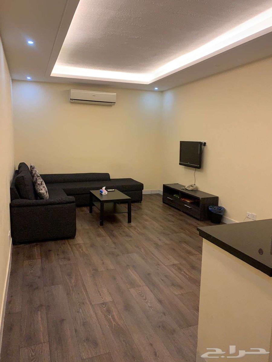 شقة 2 غرف في المرجان 7