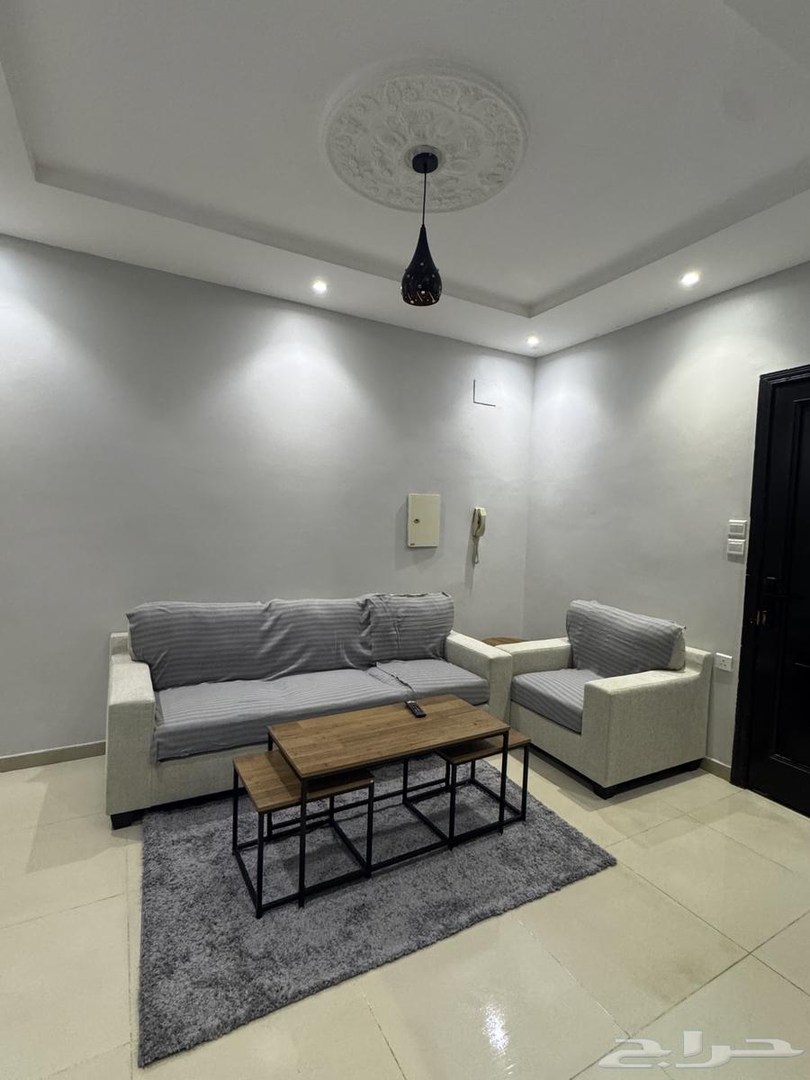 شقة 2 غرف في النعيم 8