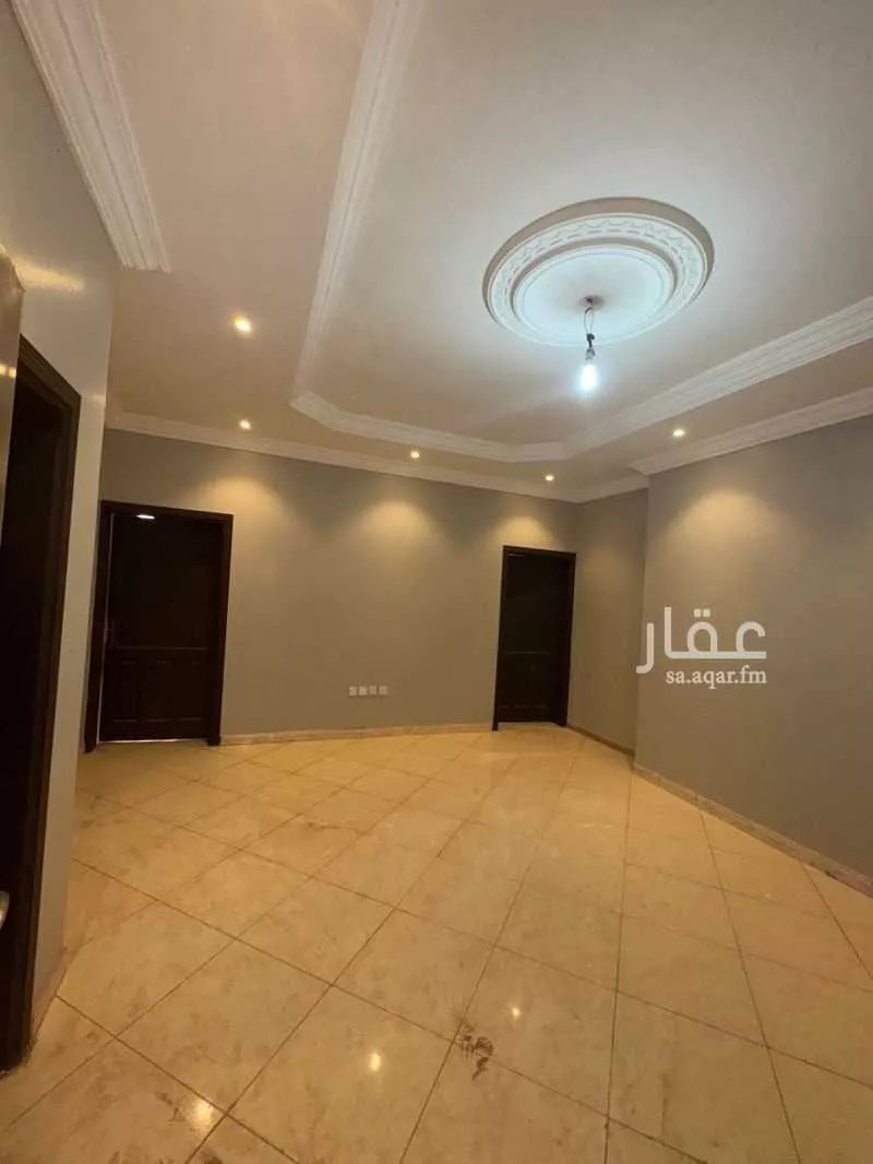 عمارة 910 م² في المنار 3