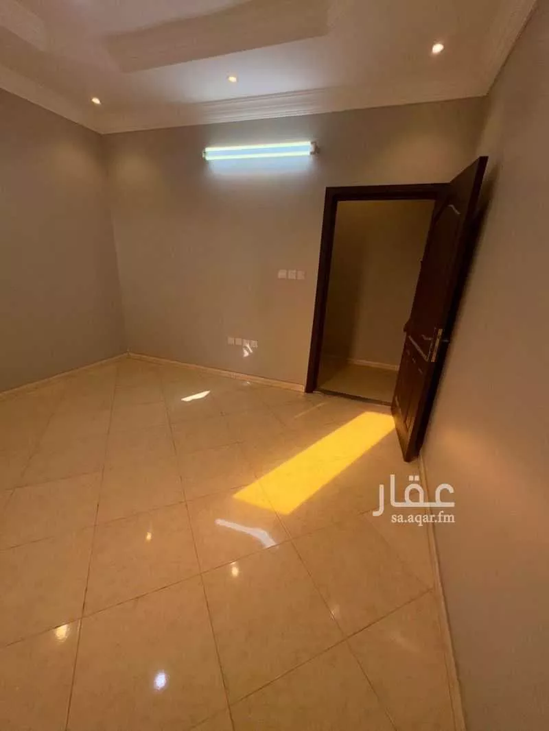 عمارة 910 م² في المنار 4