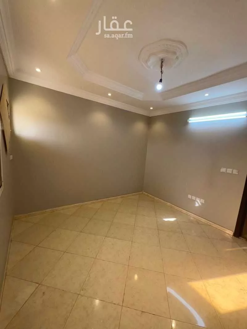 عمارة 910 م² في المنار 5