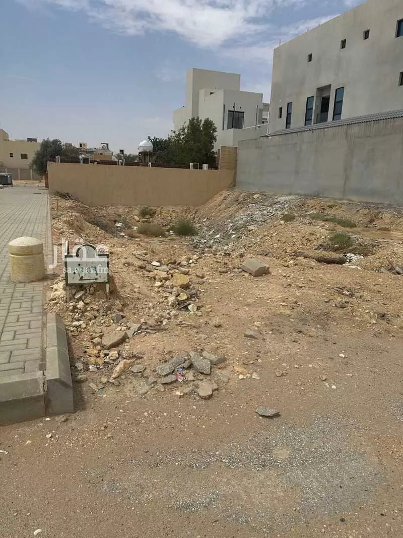 728 sqm land in Al Qairawan 2