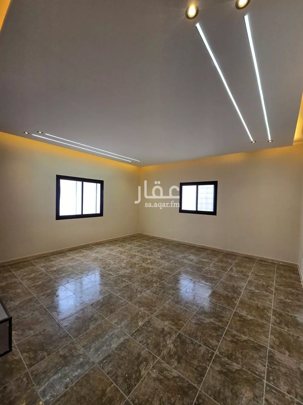 شقة 5 غرف في طيبة 8