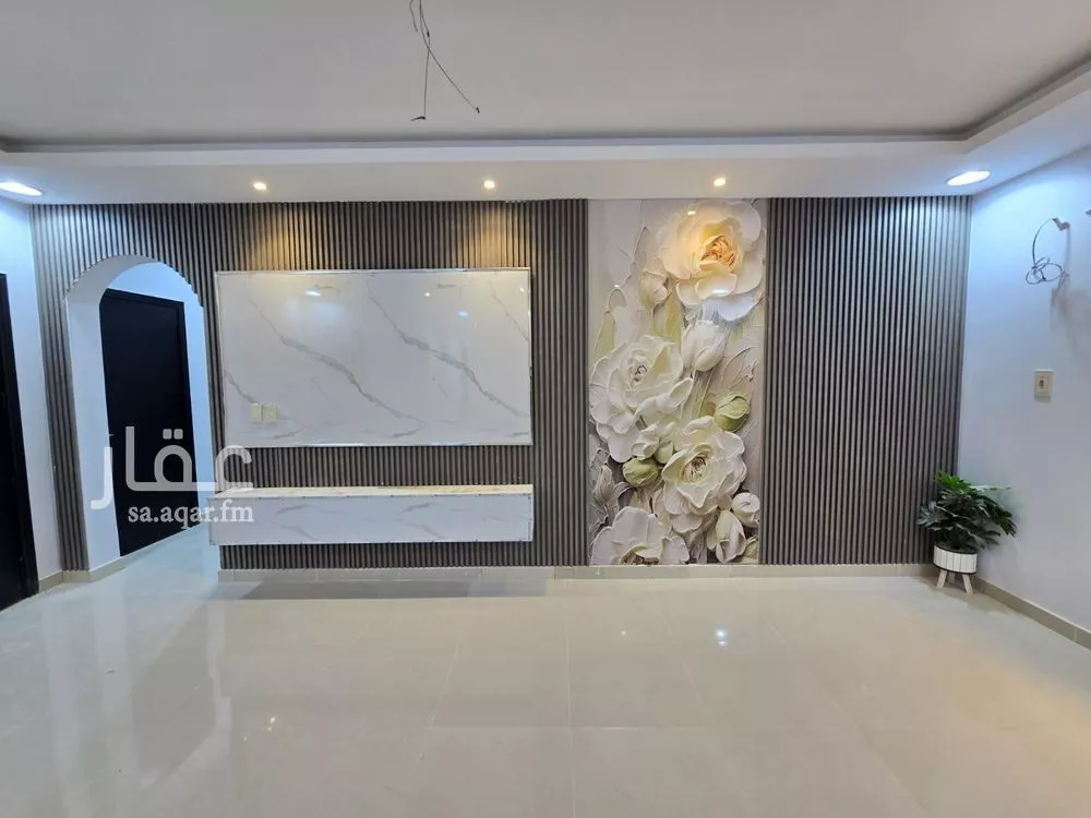 شقة 5 غرف في النور 12