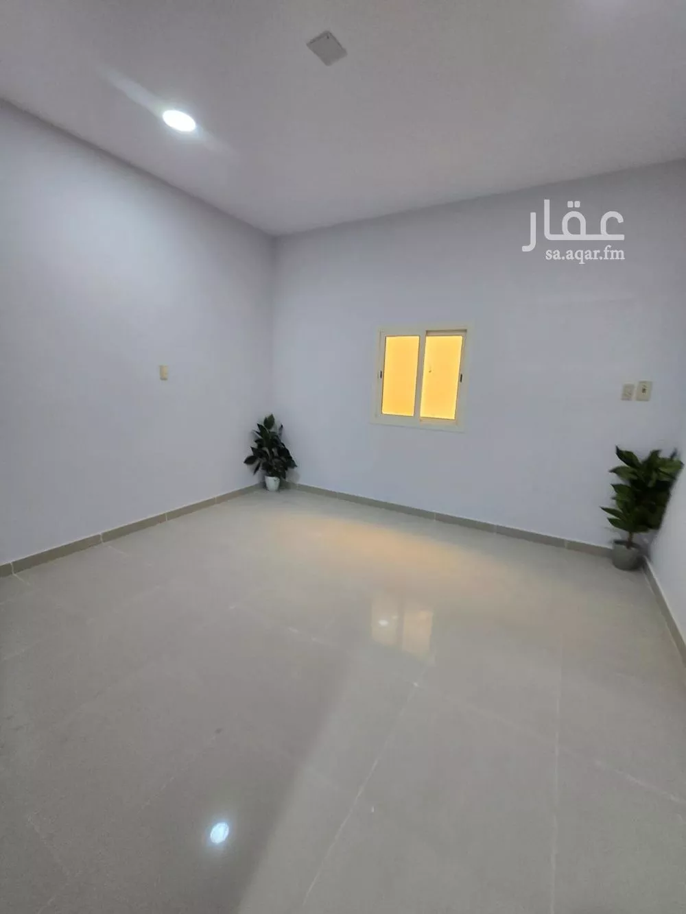 شقة 5 غرف في النور 18