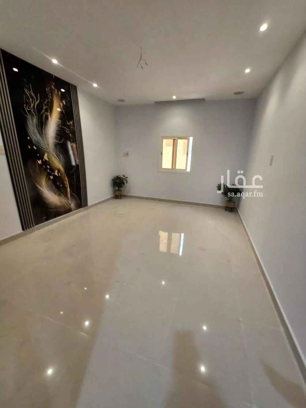 شقة 5 غرف في النور 25