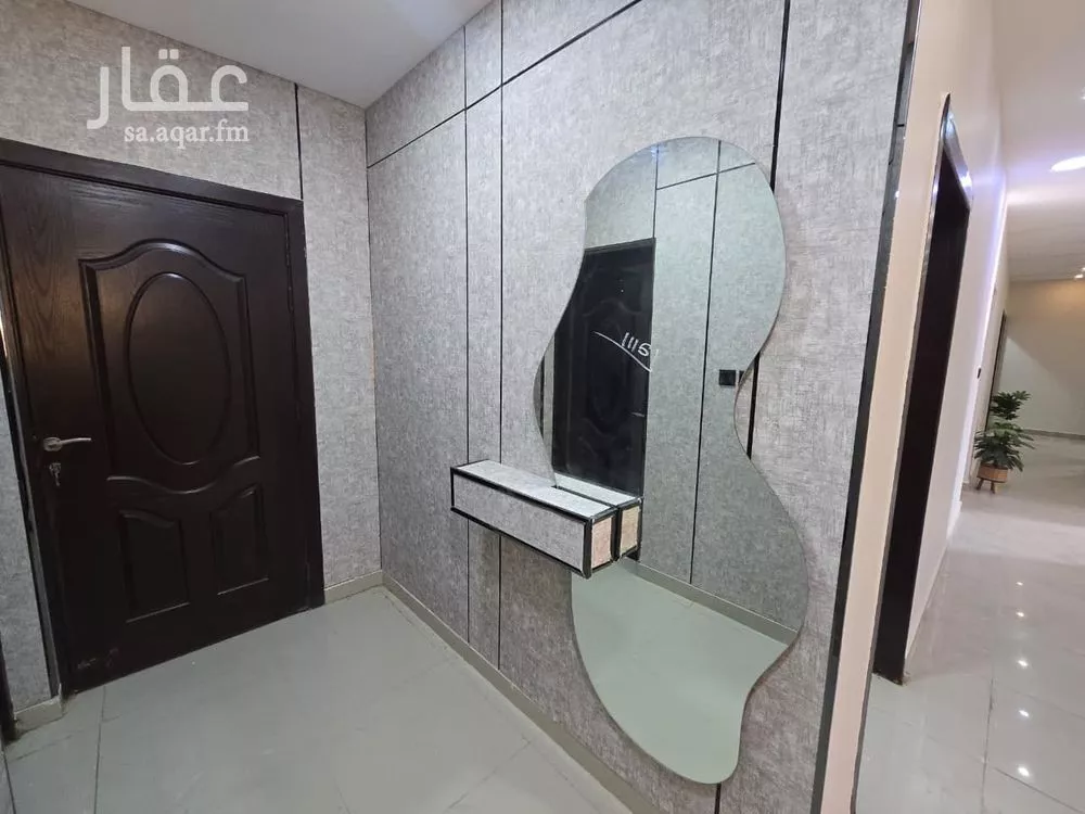 شقة 5 غرف في ضاحية الملك فهد 18