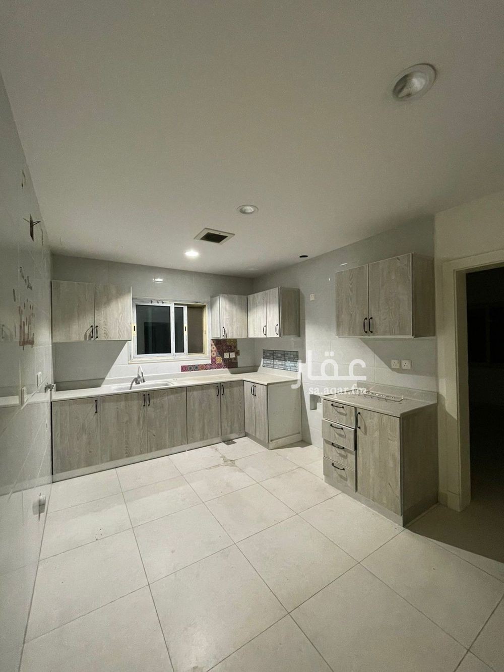2 bedroom apartment in Al Nuzhah, Eastern Province 6