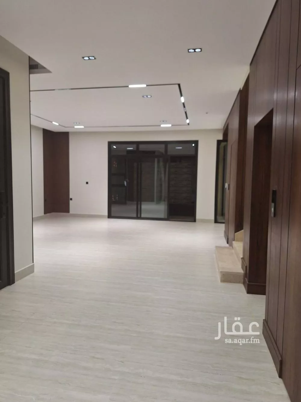 فيلا 6 غرف في النرجس 3