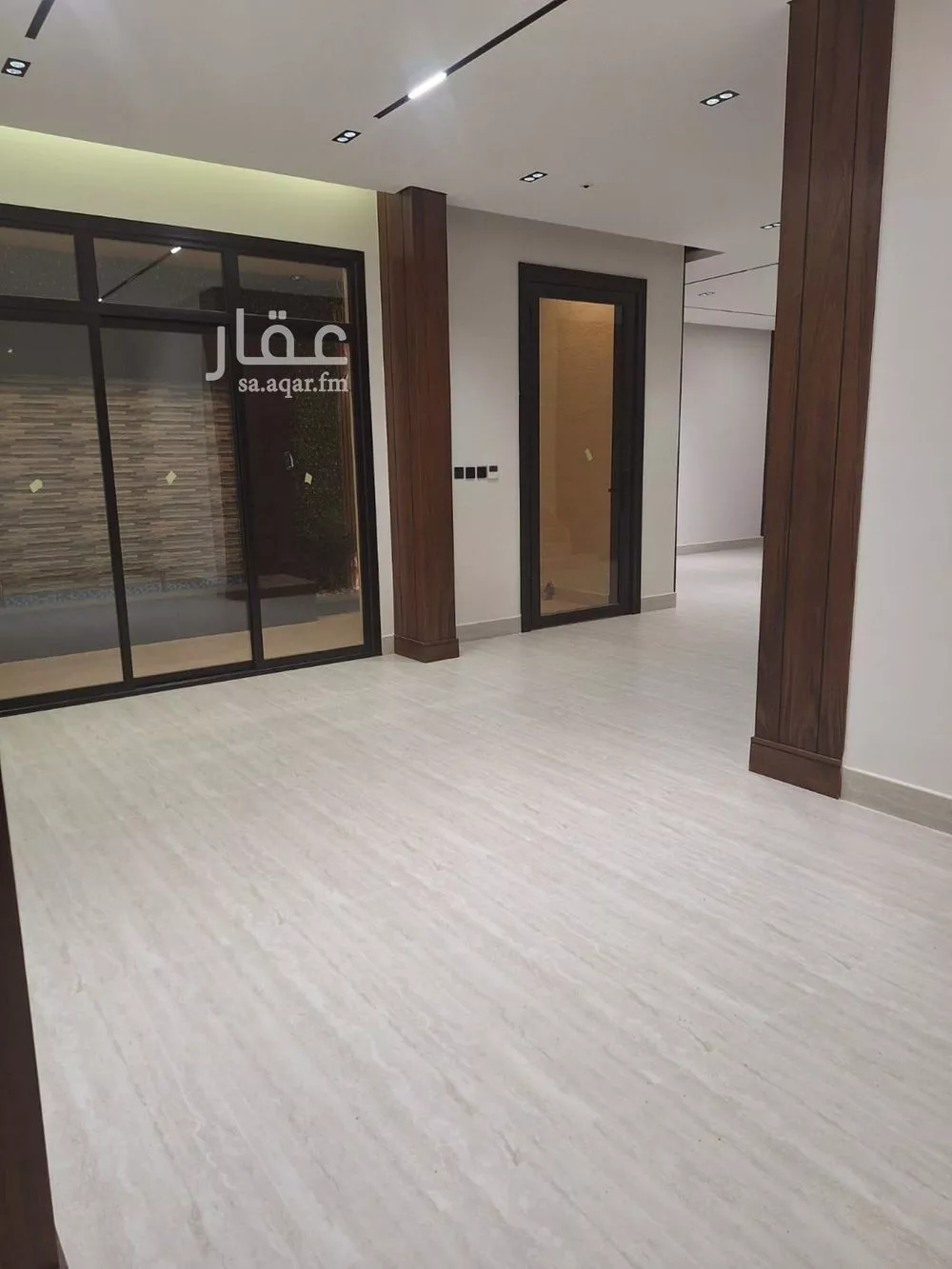 فيلا 6 غرف في النرجس 5