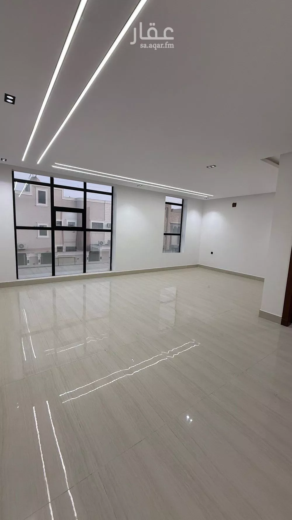 5 bedroom villa in Al Uraija Al Gharbiyah 2