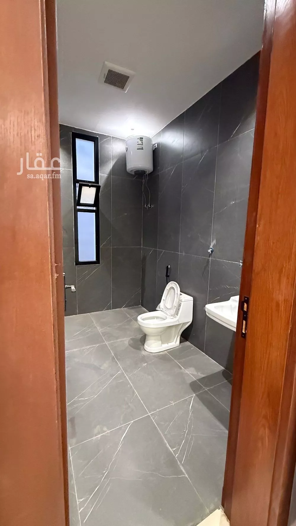 5 bedroom villa in Al Uraija Al Gharbiyah 4