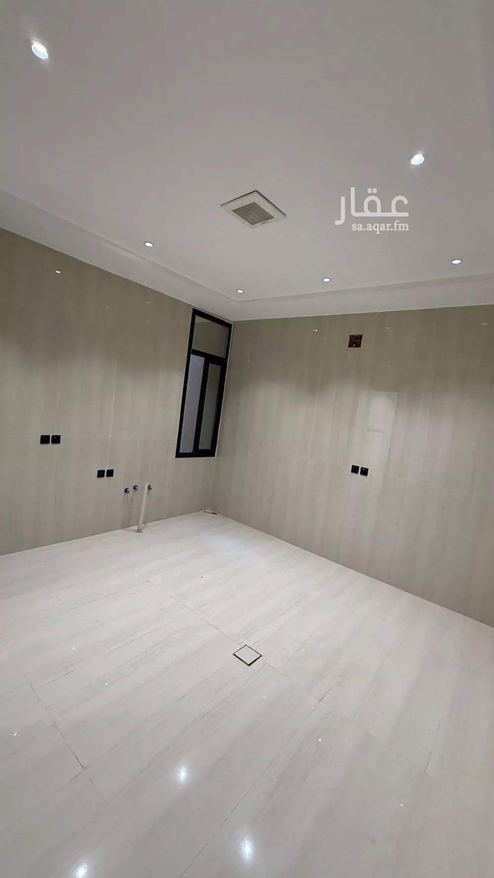 5 bedroom villa in Al Uraija Al Gharbiyah 5