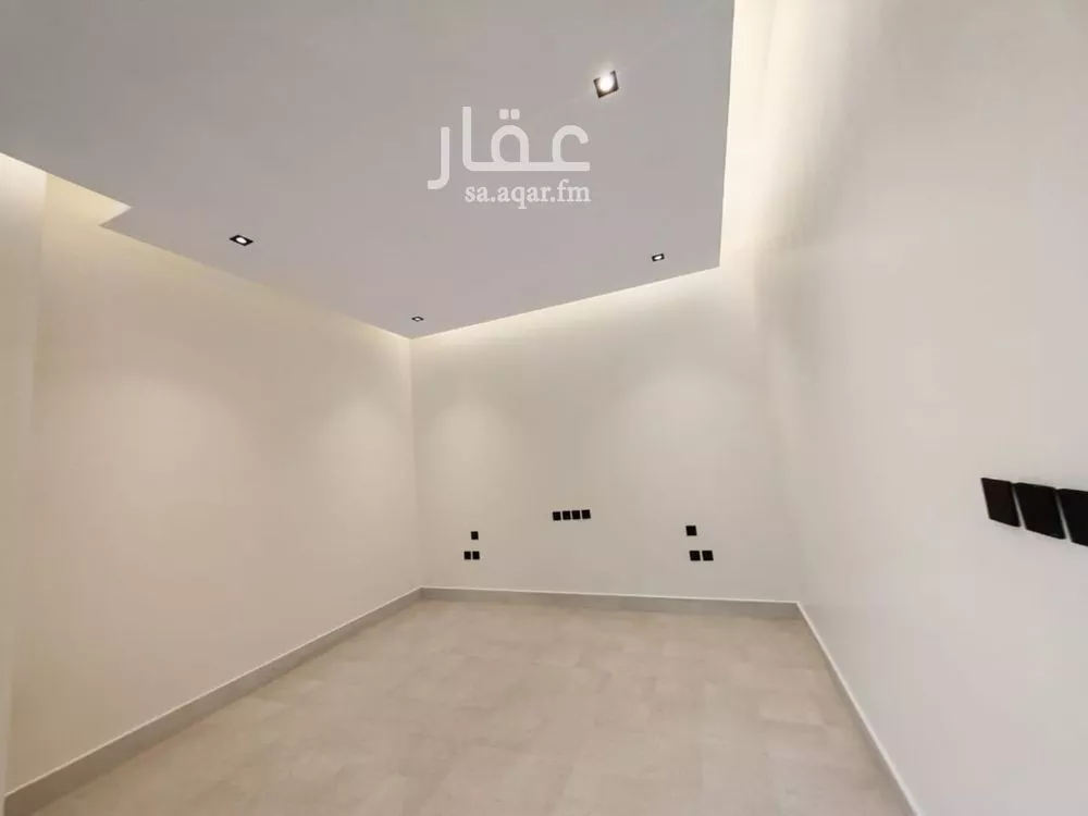 فيلا 5 غرف في الياسمين 3