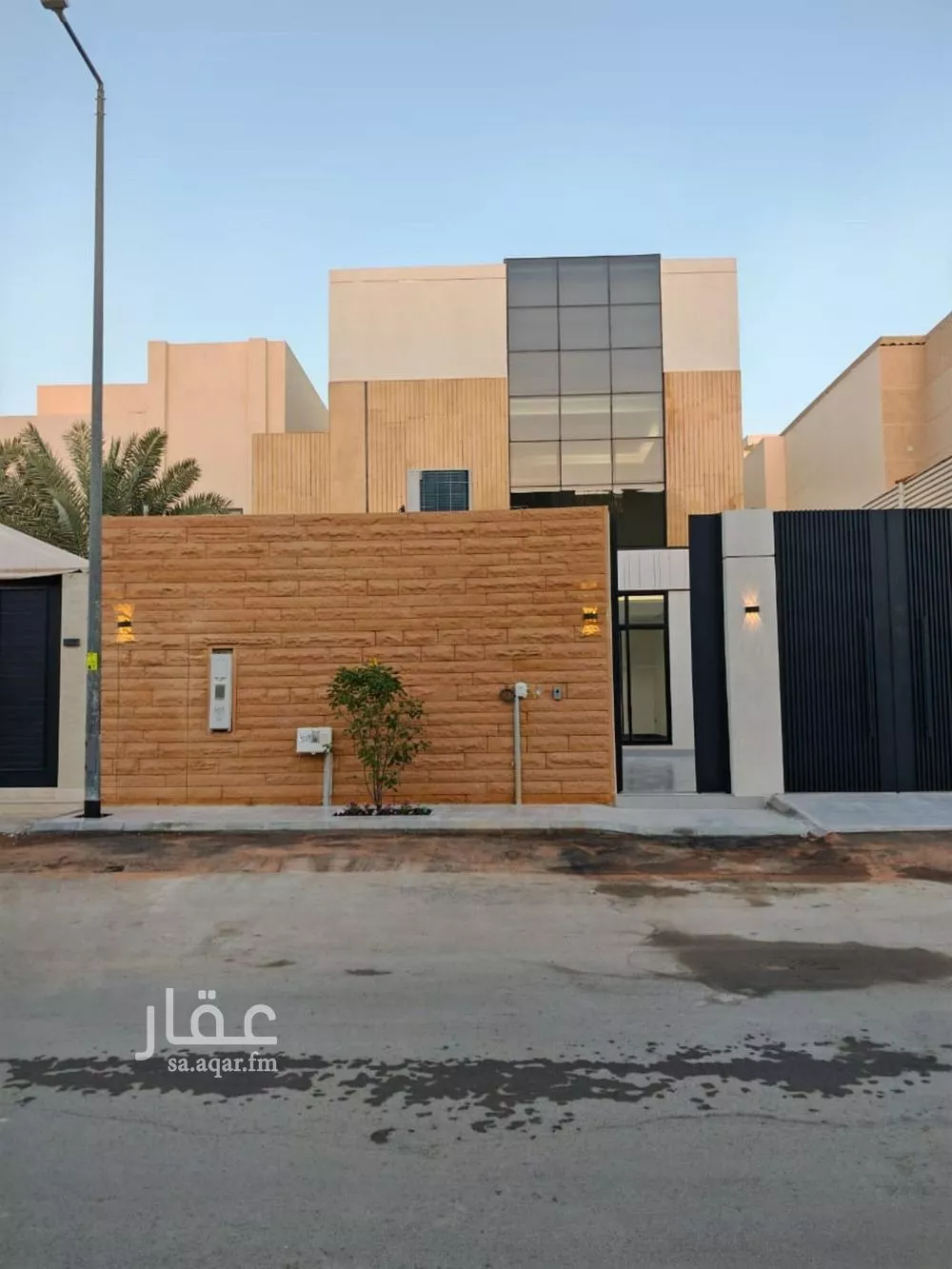 فيلا 5 غرف في الياسمين 9