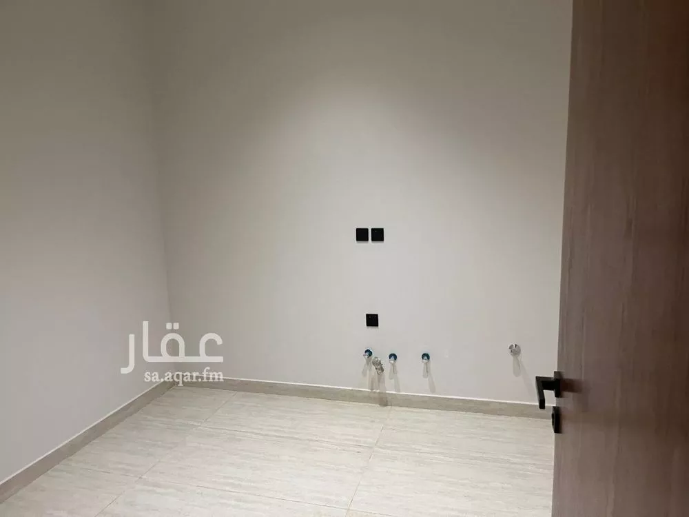 شقة 5 غرف في طويق 14