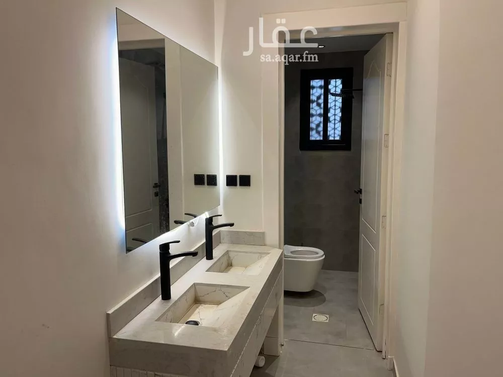 شقة 5 غرف في طويق 11