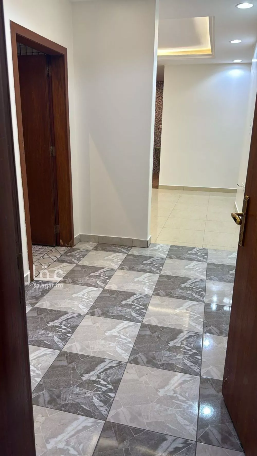 شقة 3 غرف في المنار 10