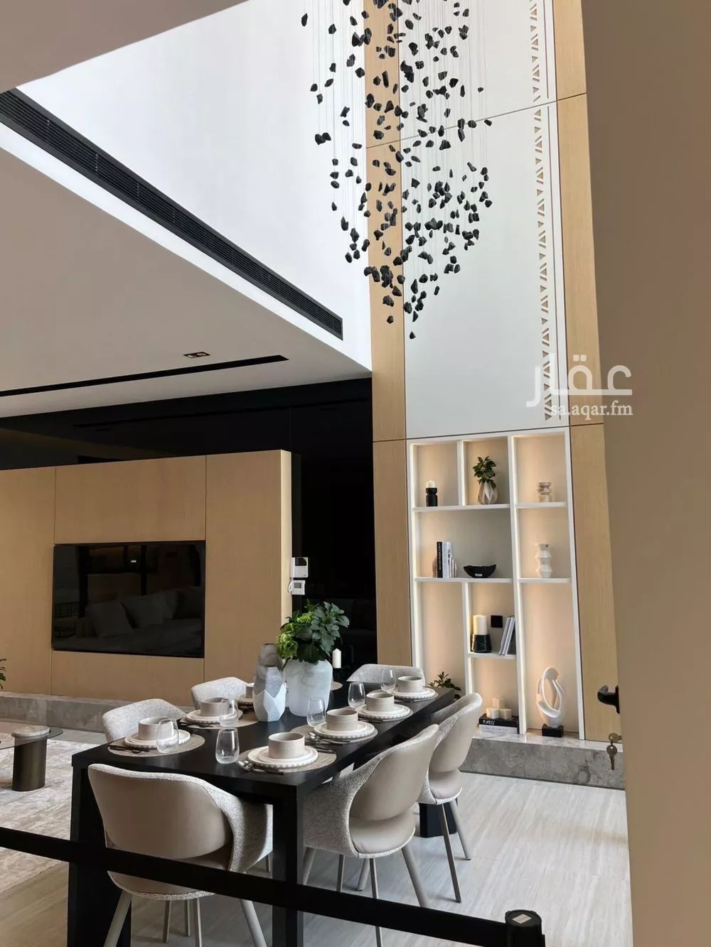 فيلا 5 غرف في العارض 6