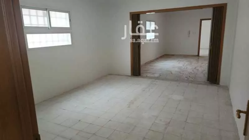 فيلا 7 غرف في الفلاح 9