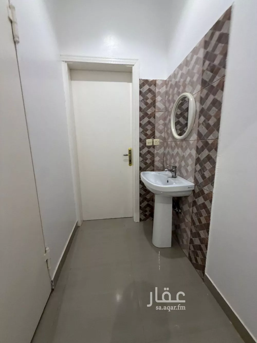 3 bedroom floor in Tuwaiq 21