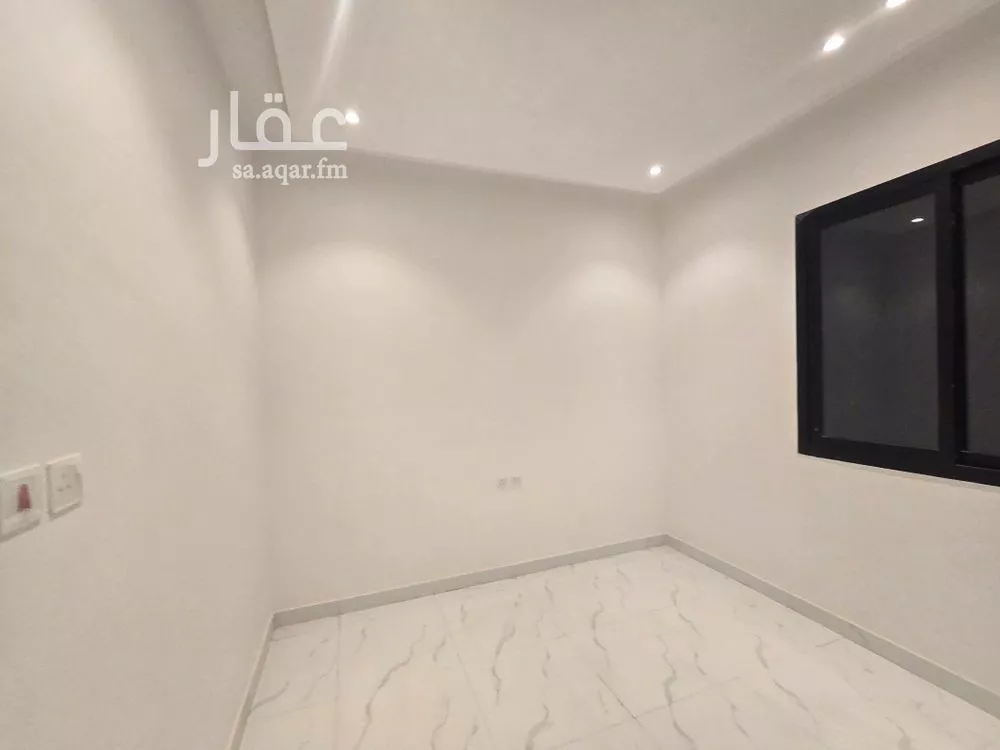 فيلا 6 غرف في العريجاء الوسطى 4