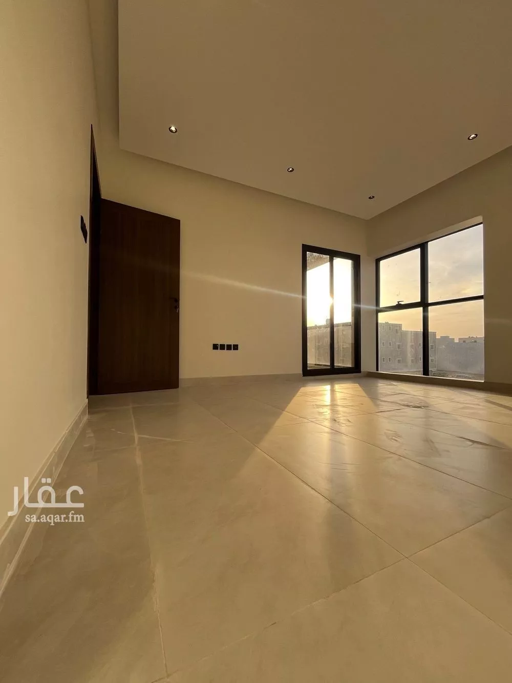 5 bedroom villa in Al Mahdiyyah 2