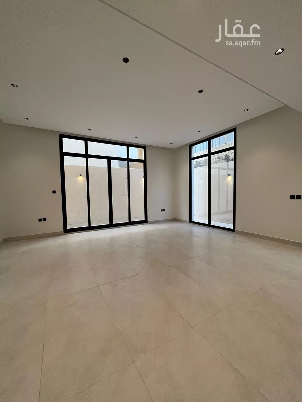 5 bedroom villa in Al Mahdiyyah 3