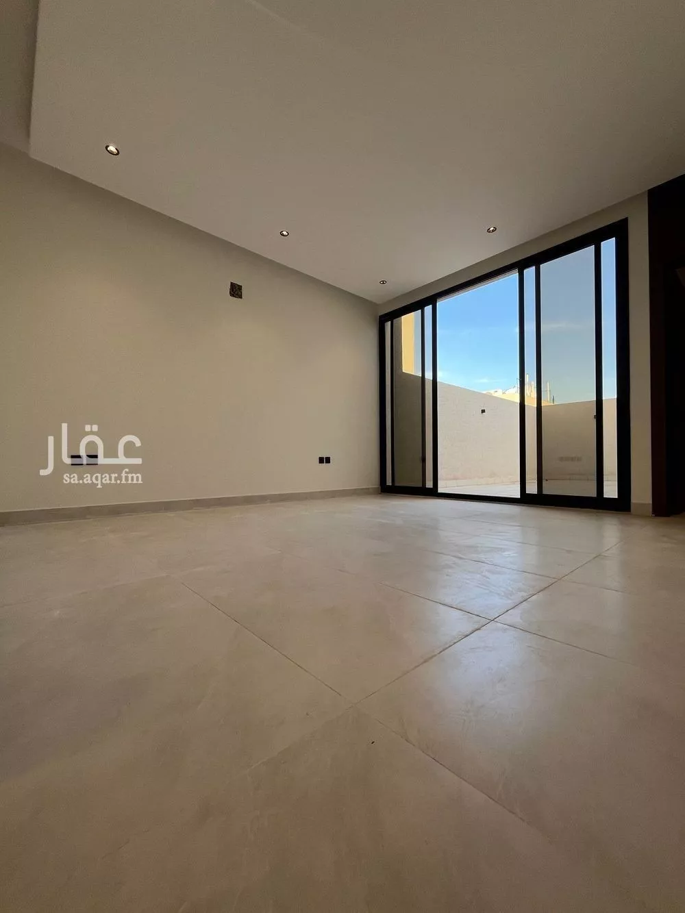 5 bedroom villa in Al Mahdiyyah 6