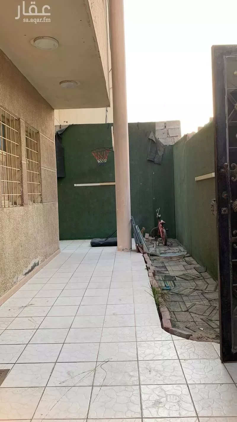 فيلا 6 غرف في الزهور 14