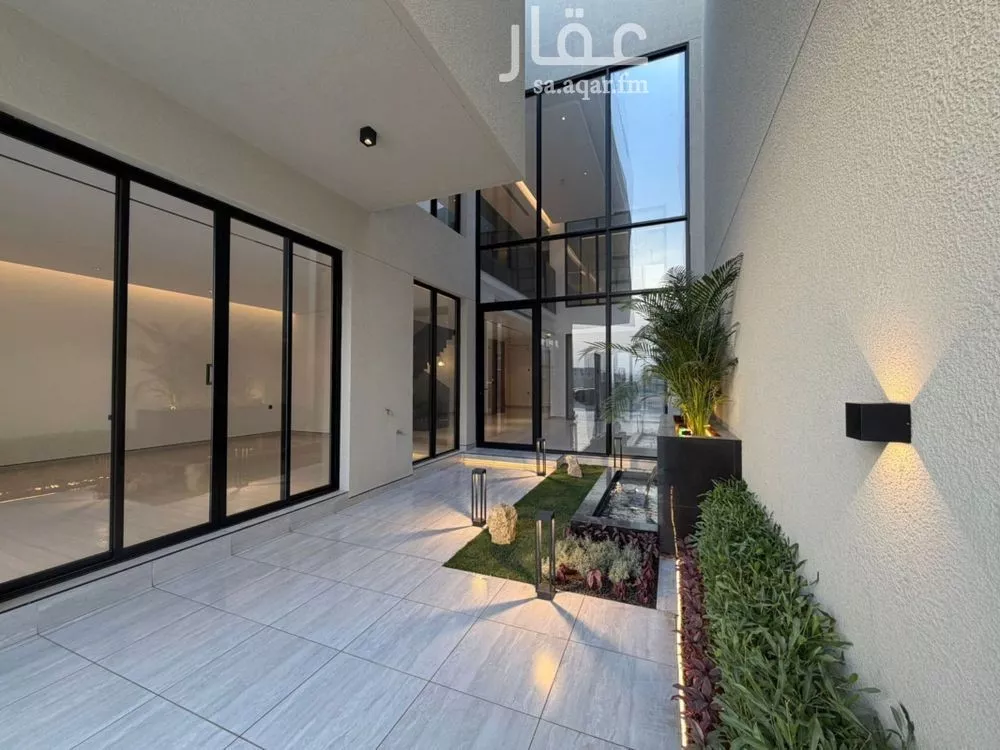 6 bedroom villa in Al Aridh 8