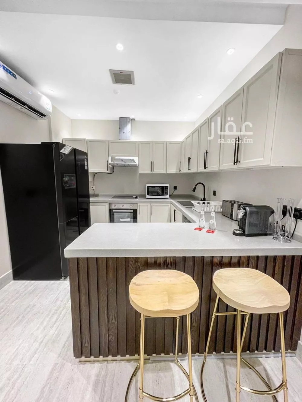 شقة 2 غرف في العقيق 14